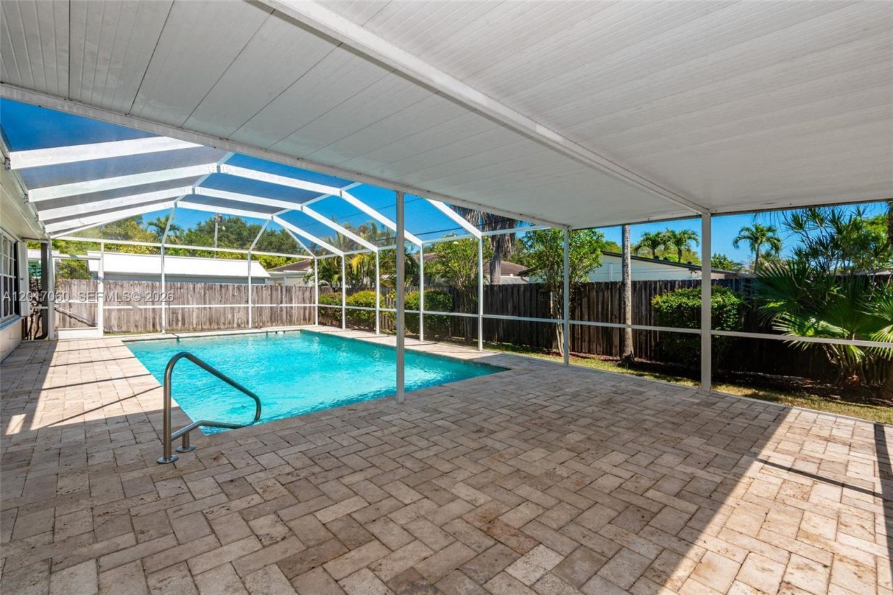 8751 SW 193rd Ter , Cutler Bay, FL 33157 Photo