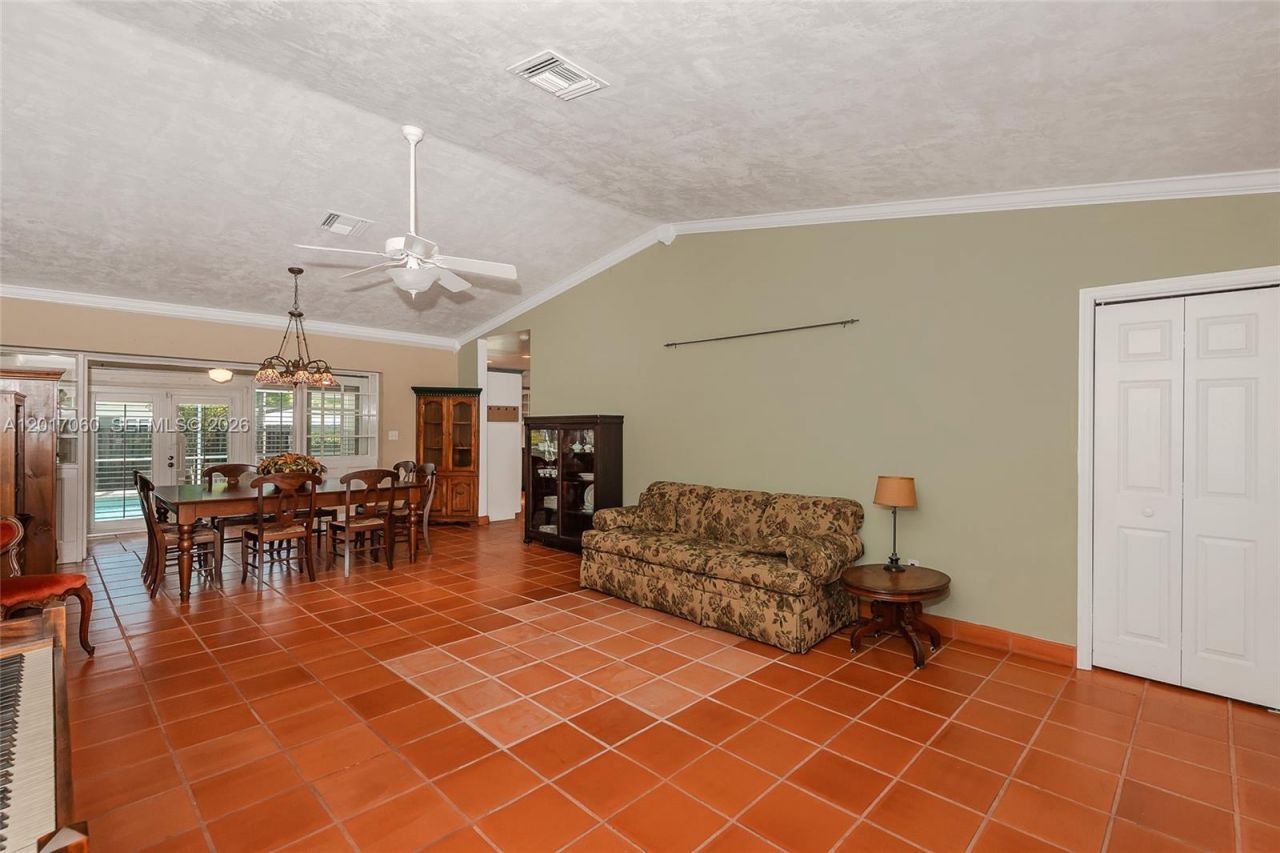 8751 SW 193rd Ter , Cutler Bay, FL 33157 Photo