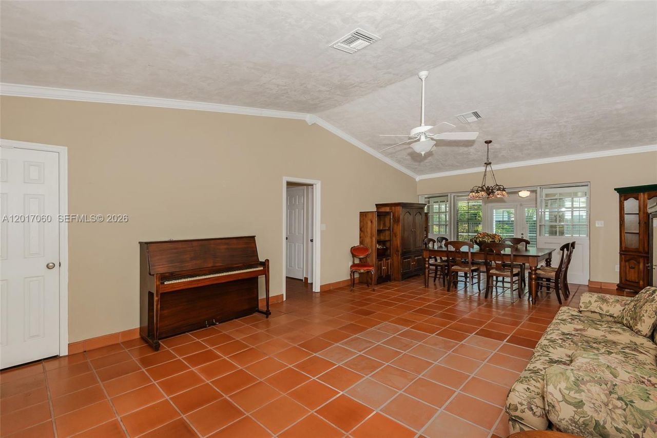 8751 SW 193rd Ter , Cutler Bay, FL 33157 Photo
