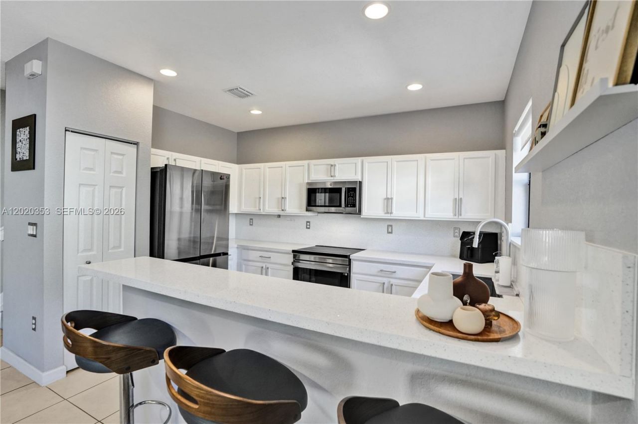 22744 SW 88th Path , Miami, FL 33190 Photo