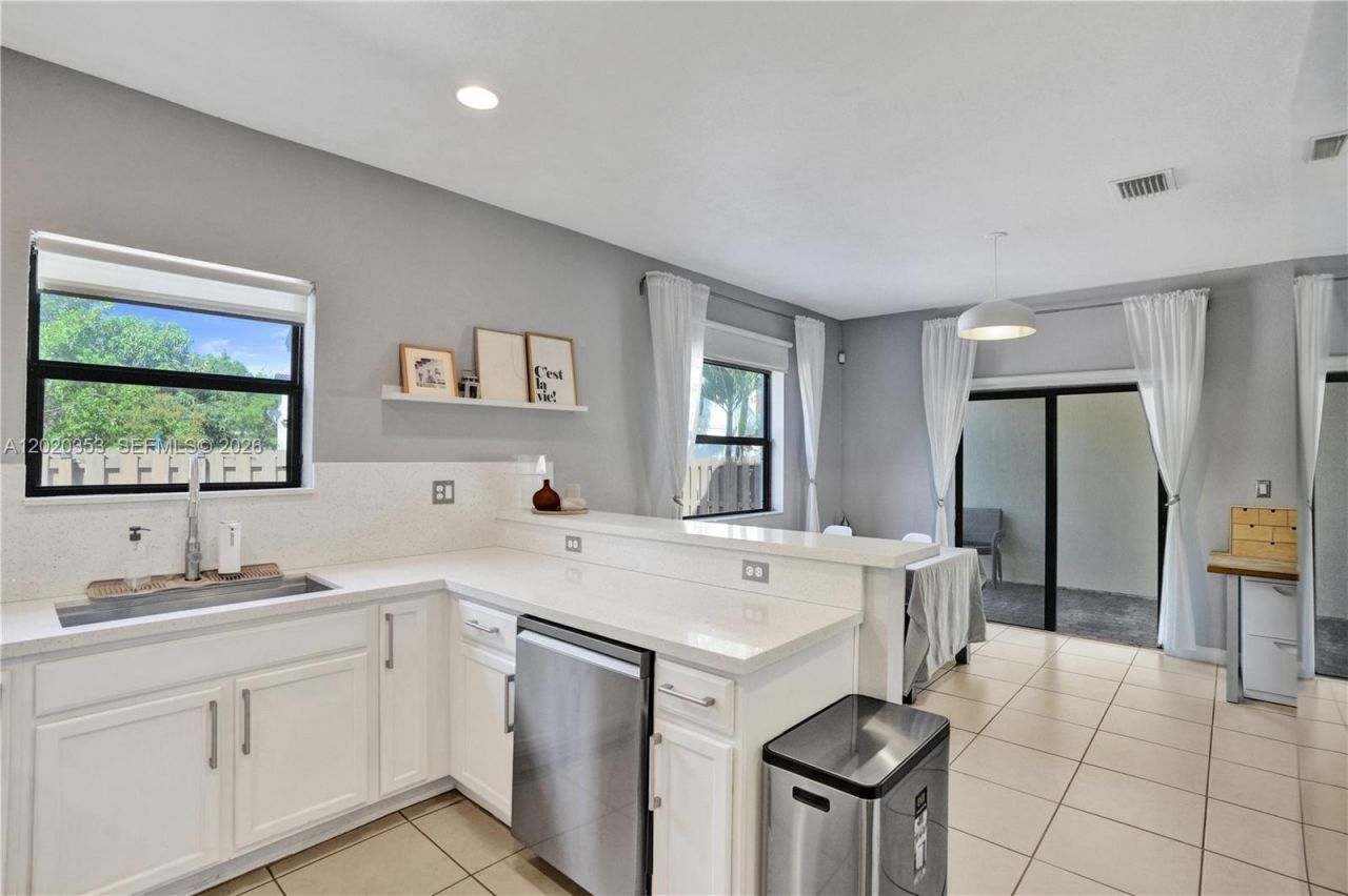 22744 SW 88th Path , Miami, FL 33190 Photo