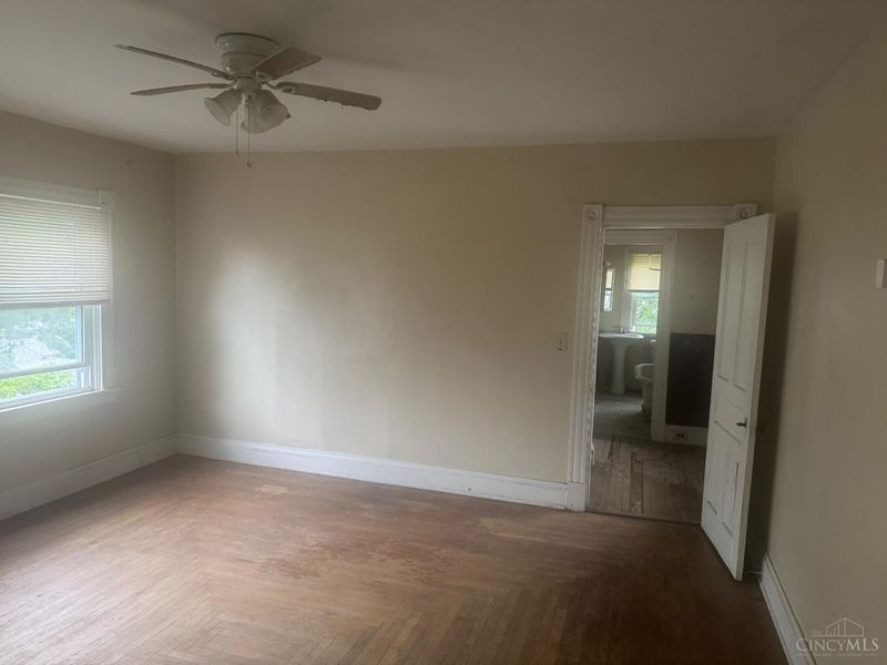 3549 Idlewild Avenue, Cincinnati, OH 45207 Photo 4