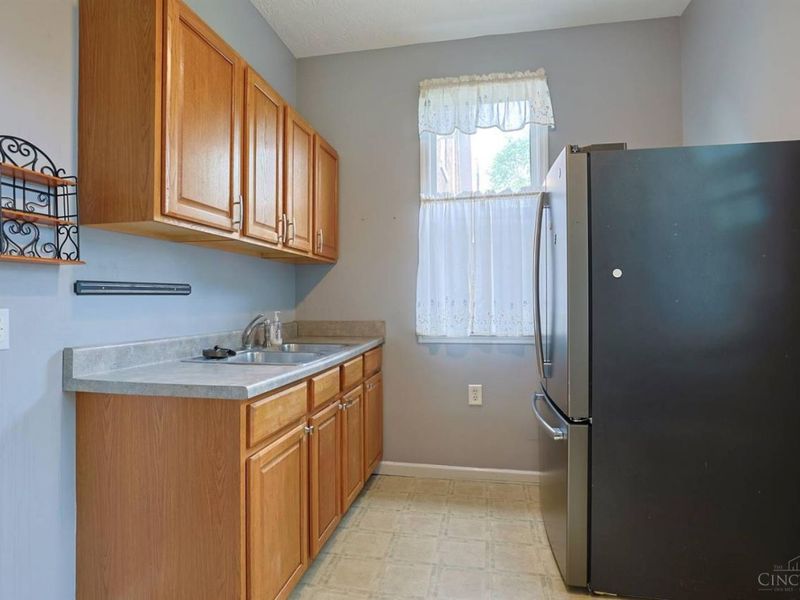 528 Linden Street, Elmwood Place, OH 45216 Photo 10