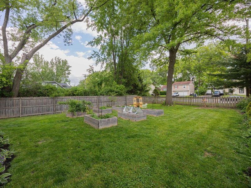 348 Forestwood Drive, Columbus, OH 43230 Photo 38