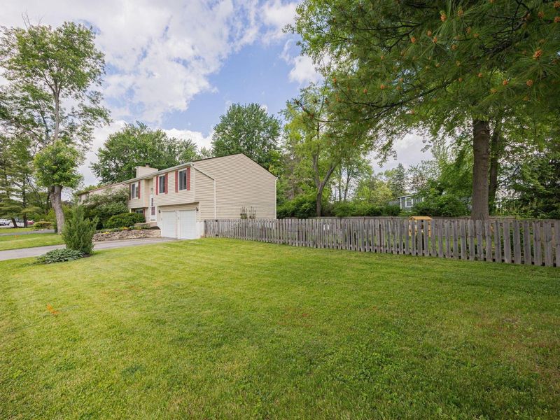 348 Forestwood Drive, Columbus, OH 43230 Photo 41
