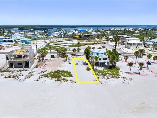 5682 Estero BLVD, FORT MYERS BEACH, FL 33931