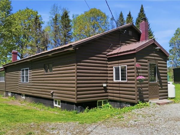654 Military Road, Dolgeville, NY 13329