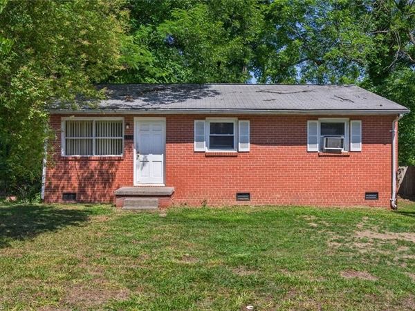 1316 Joyce Street , Greensboro, NC 27405