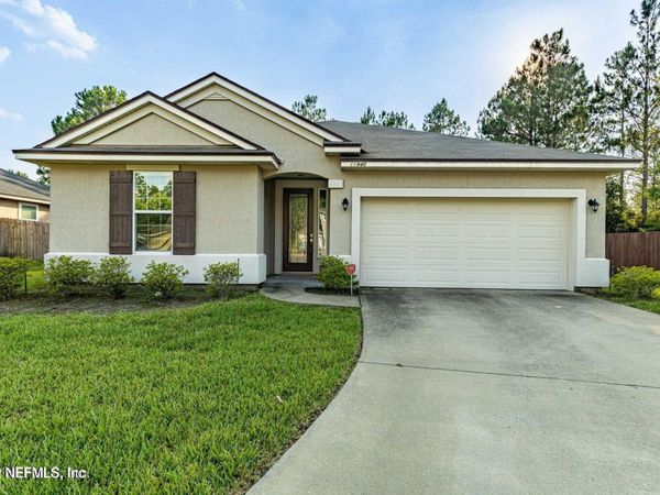 11940 CARSON LAKE Drive W, Jacksonville, FL 32221