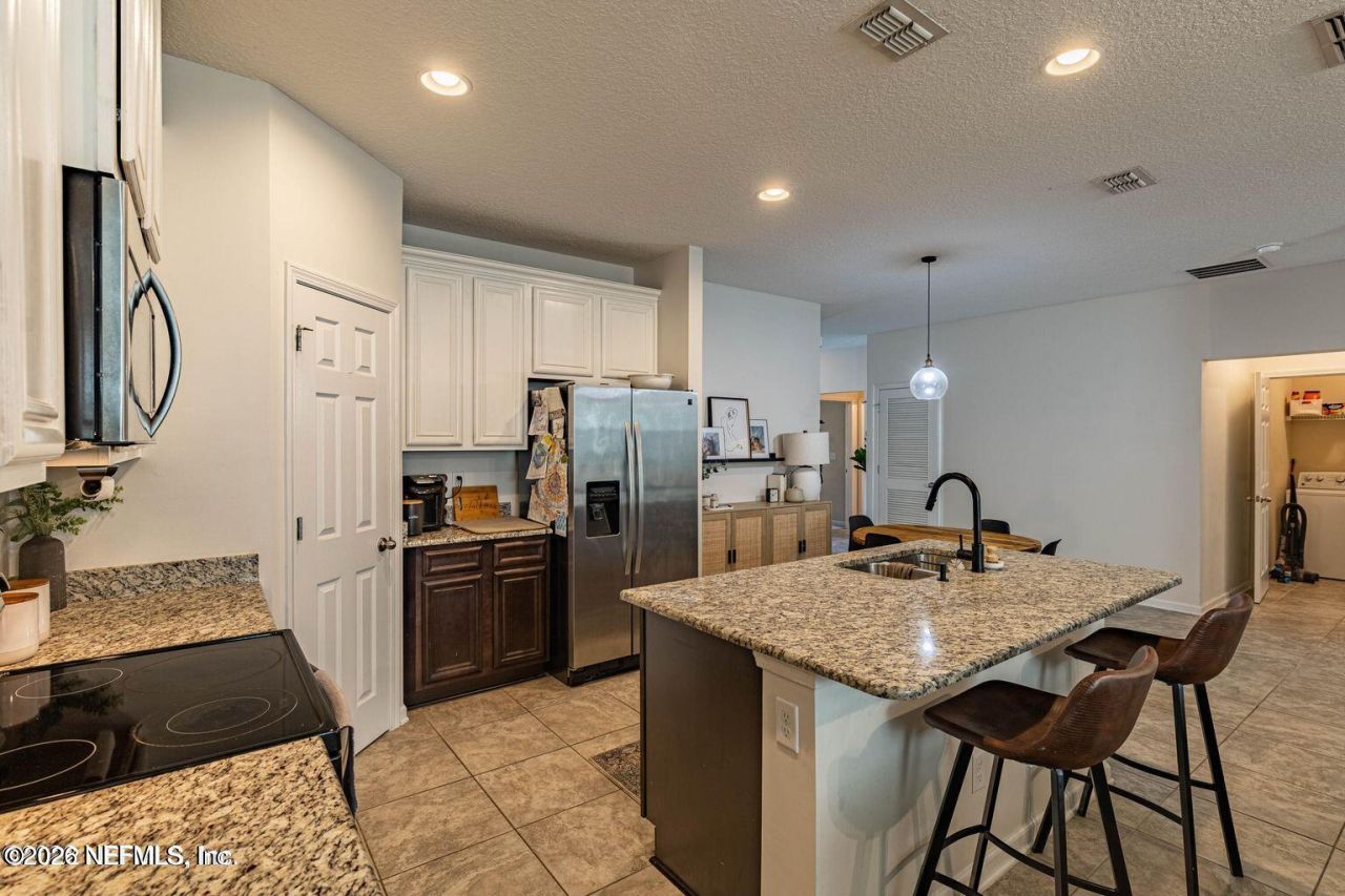 11940 Carson Lake Drive W, Jacksonville, FL 32221 Photo