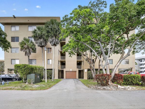 8030 Hampton Boulevard, Unit 414, North Lauderdale, FL 33068