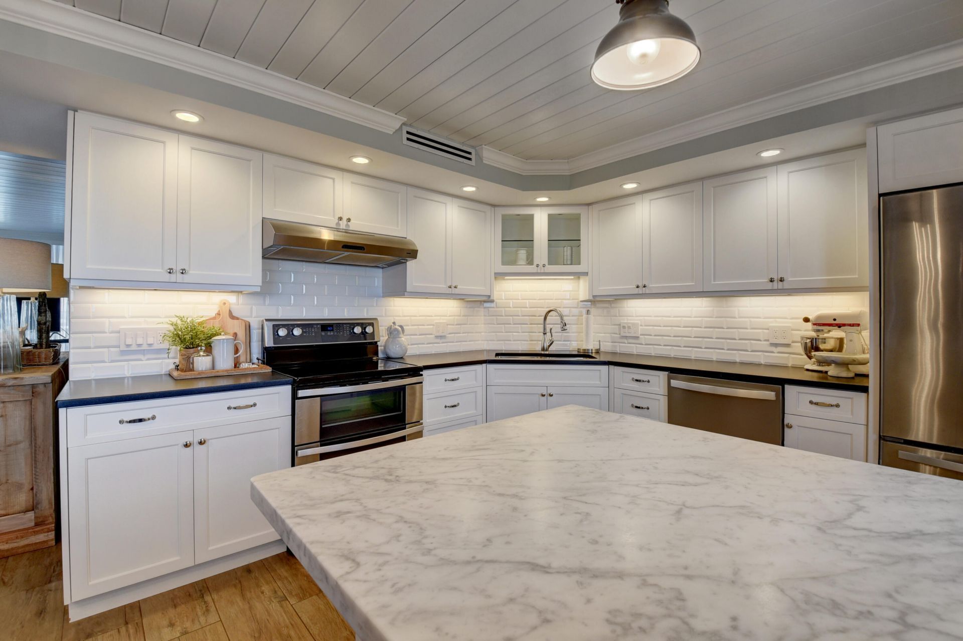 1 Harbourside Drive, Unit 3702, Delray Beach, FL 33483 Photo