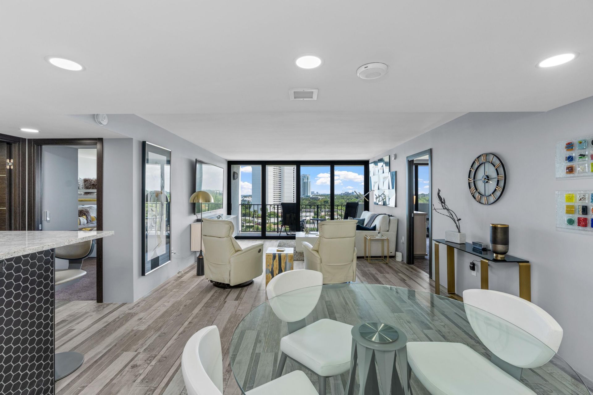 5600 N Flagler Drive, Unit 905, West Palm Beach, FL 33407 Photo