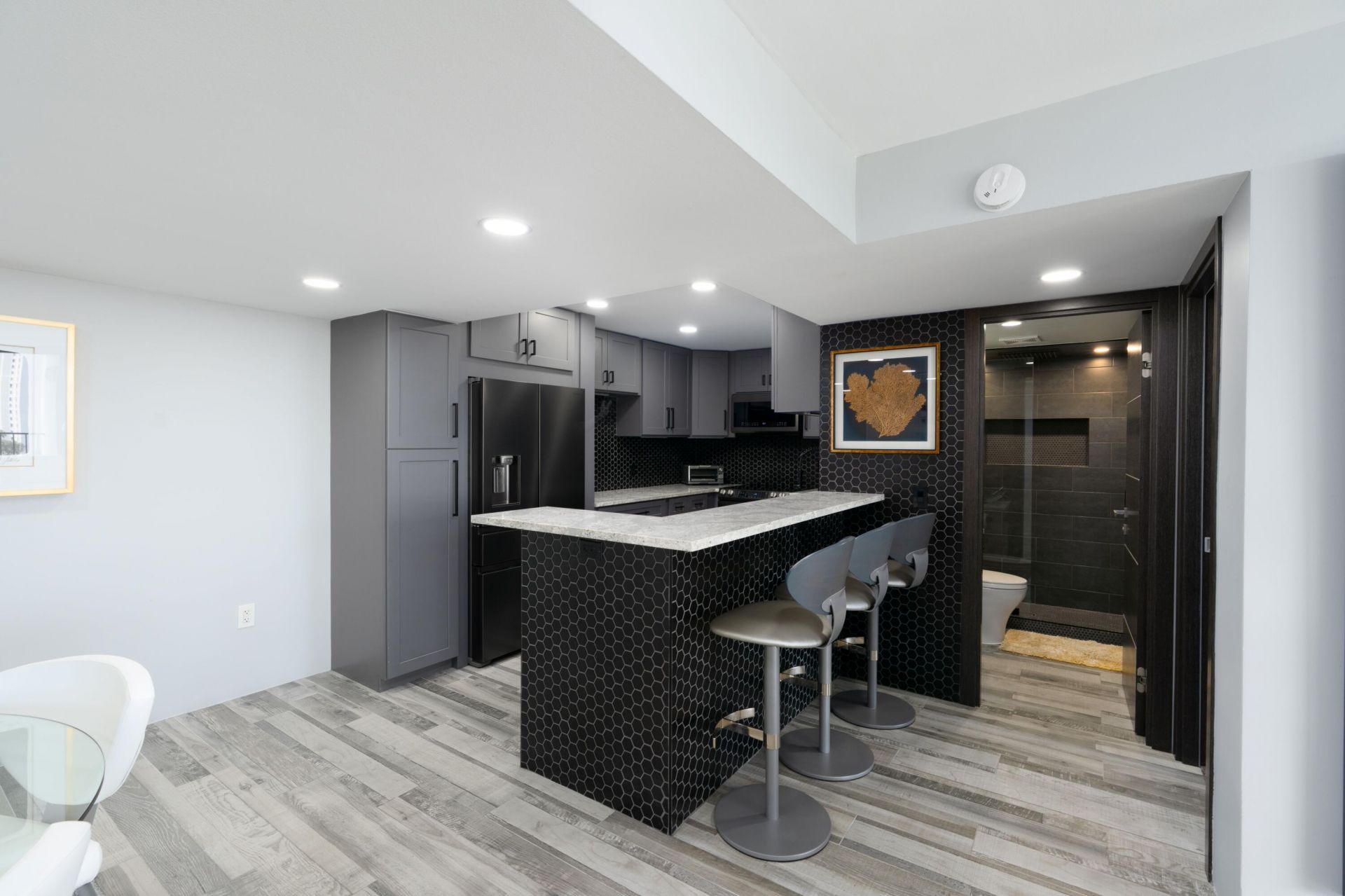 5600 N Flagler Drive, Unit 905, West Palm Beach, FL 33407 Photo