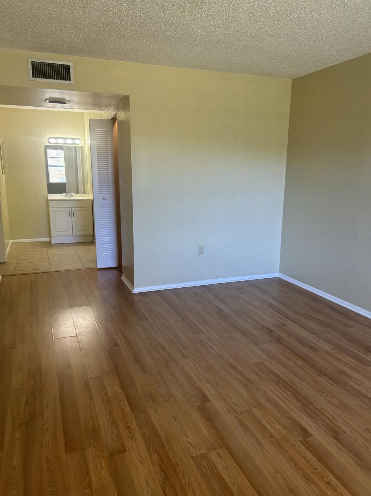4304 NW 9th, Unit 2-2d, Deerfield Beach, FL 33064 Photo