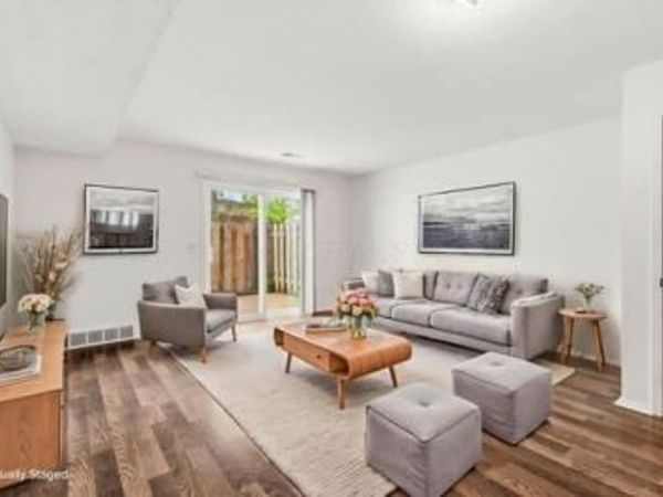 13 King Arthur Court, Westerville, OH 43081