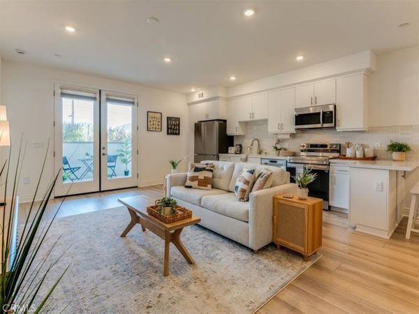 945 Madonna, Unit 103, San Luis Obispo, CA 93405