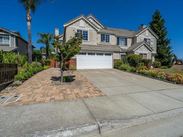 327 La Vela Court, Morgan Hill, CA 95037