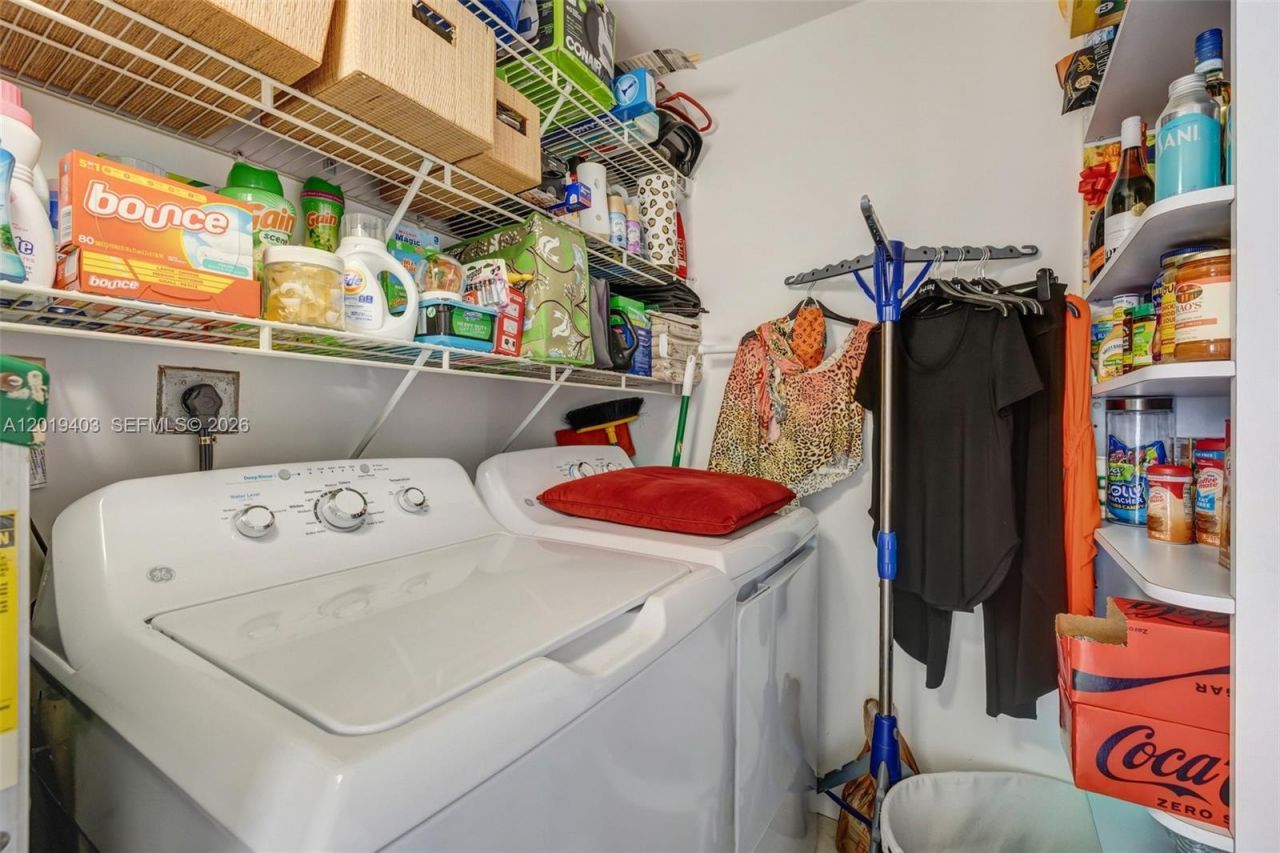 2843 S Bayshore Dr , Unit 11F, Miami, FL 33133 Photo