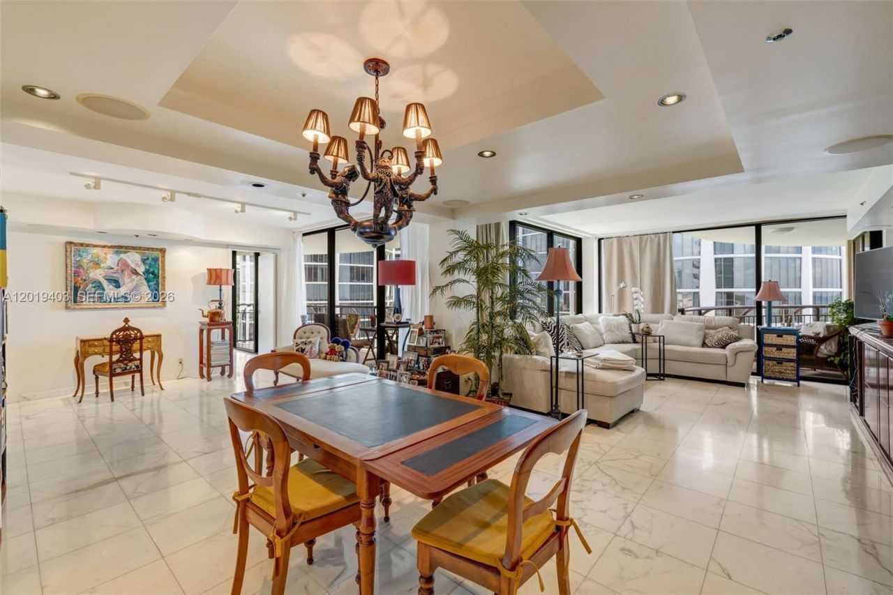 2843 S Bayshore Dr , Unit 11F, Miami, FL 33133 Photo