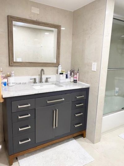 290 174th St, Unit 2012, Sunny Isles Beach, FL 33160 Photo