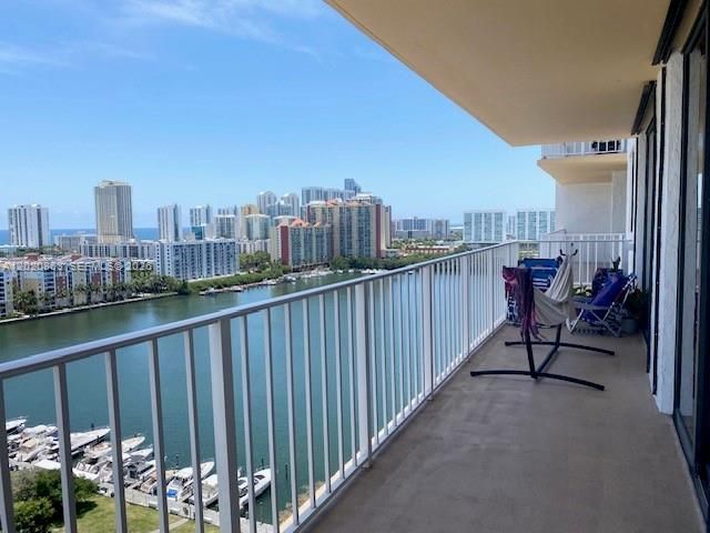 290 174th St, Unit 2012, Sunny Isles Beach, FL 33160 Photo