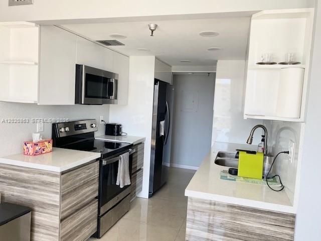 290 174th St, Unit 2012, Sunny Isles Beach, FL 33160 Photo