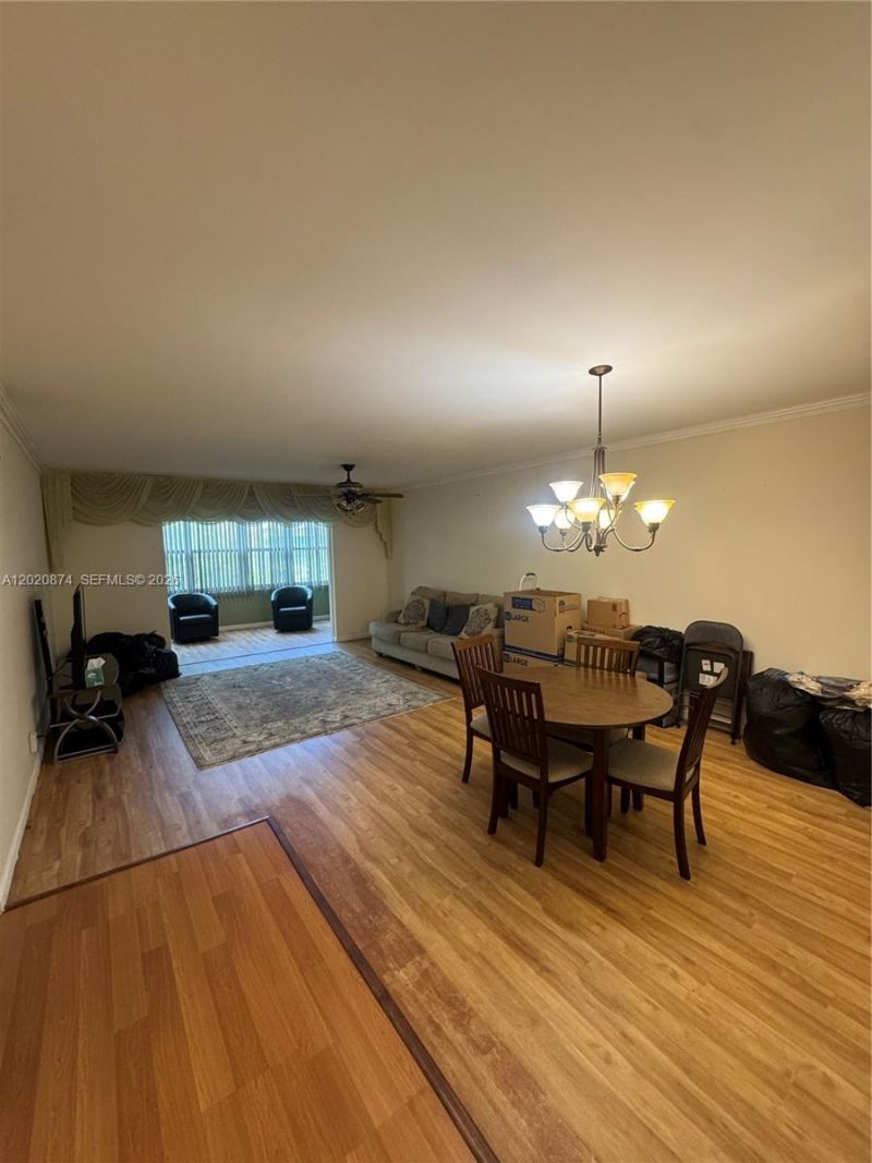 6731 Cypress Rd , Unit 410, Plantation, FL 33317 Photo