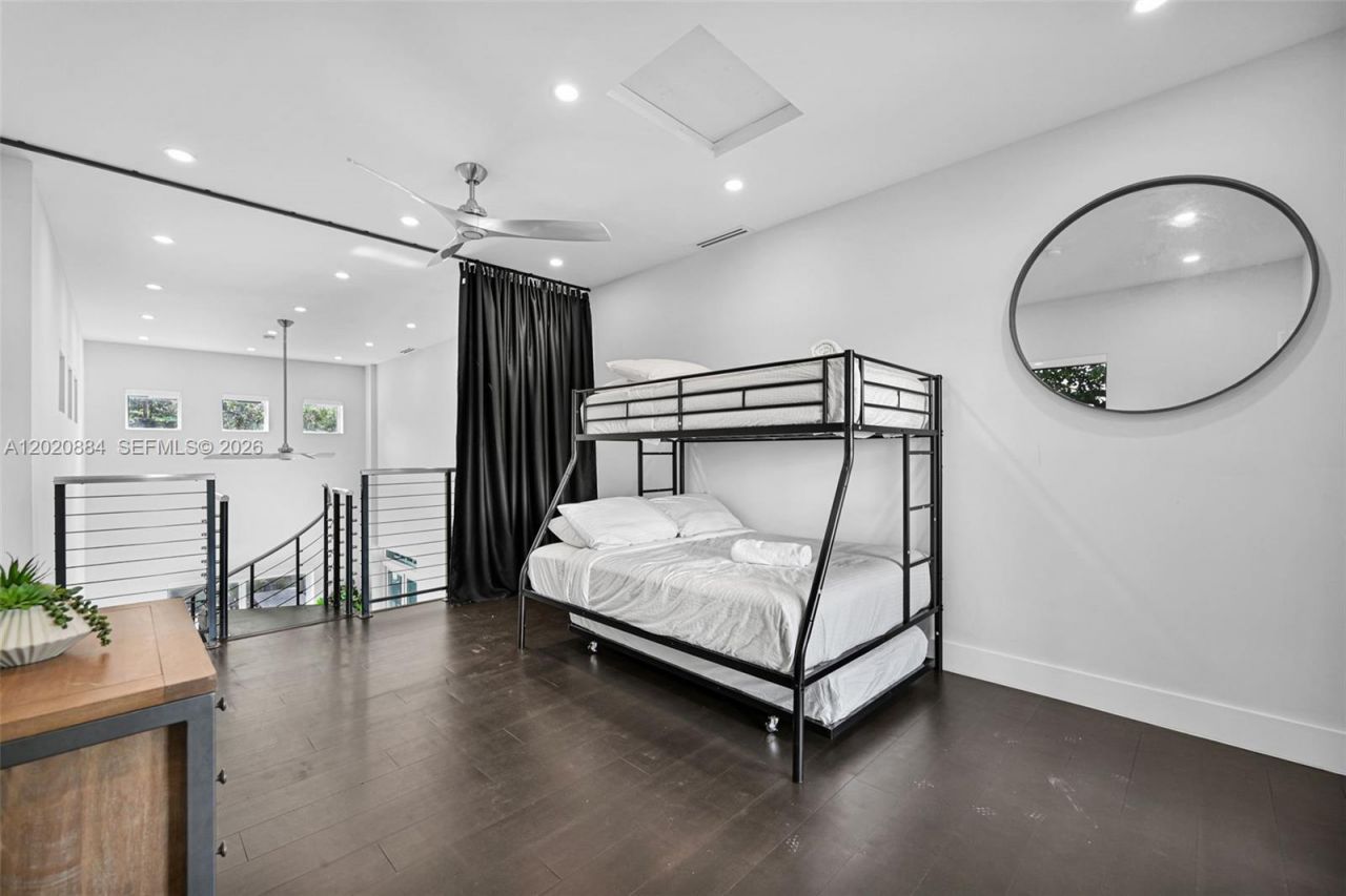 150 NE 50th Ter , Miami, FL 33137 Photo