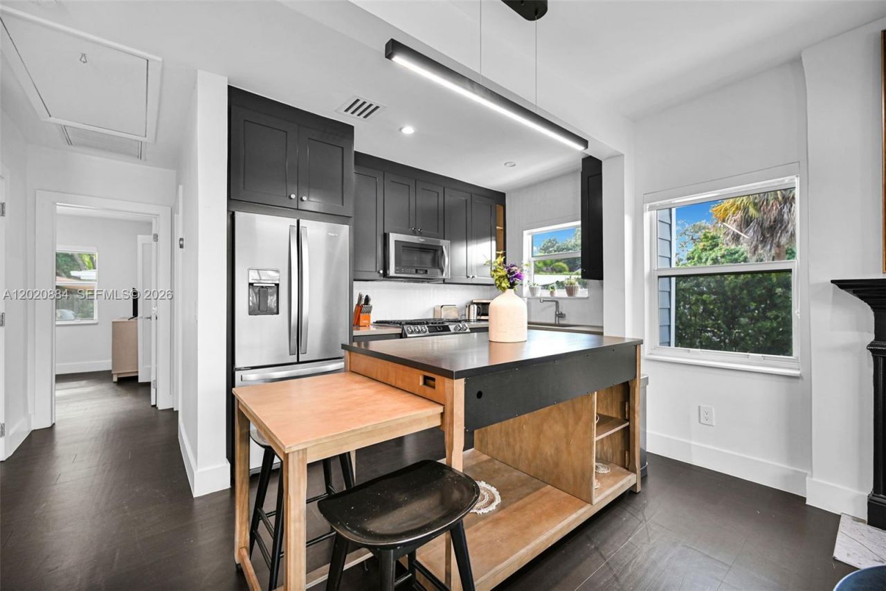150 NE 50th Ter , Miami, FL 33137 Photo