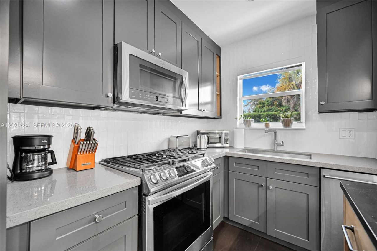 150 NE 50th Ter , Miami, FL 33137 Photo