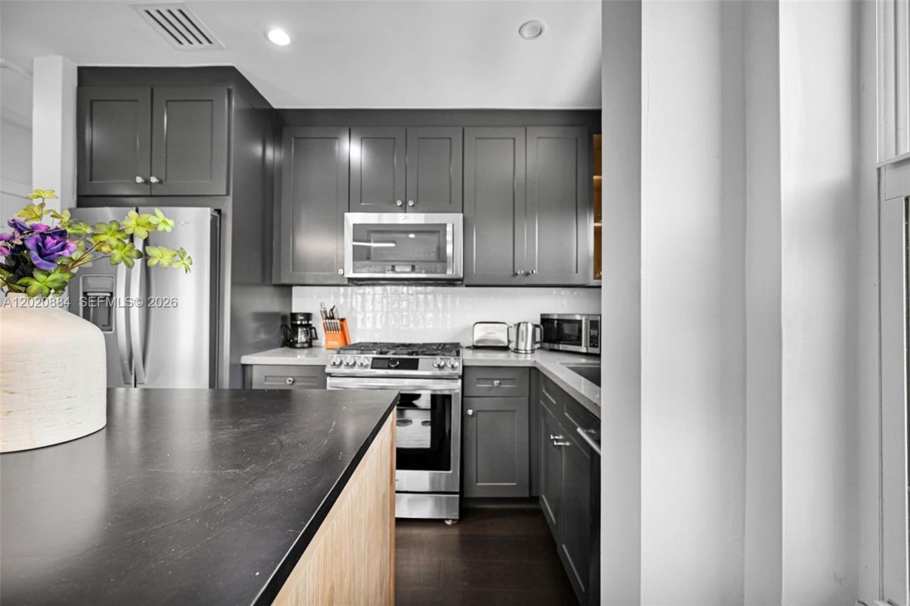 150 NE 50th Ter , Miami, FL 33137 Photo