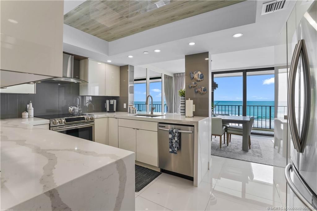 8750 S Ocean Drive, Unit 232, Jensen Beach, FL 34957 Photo
