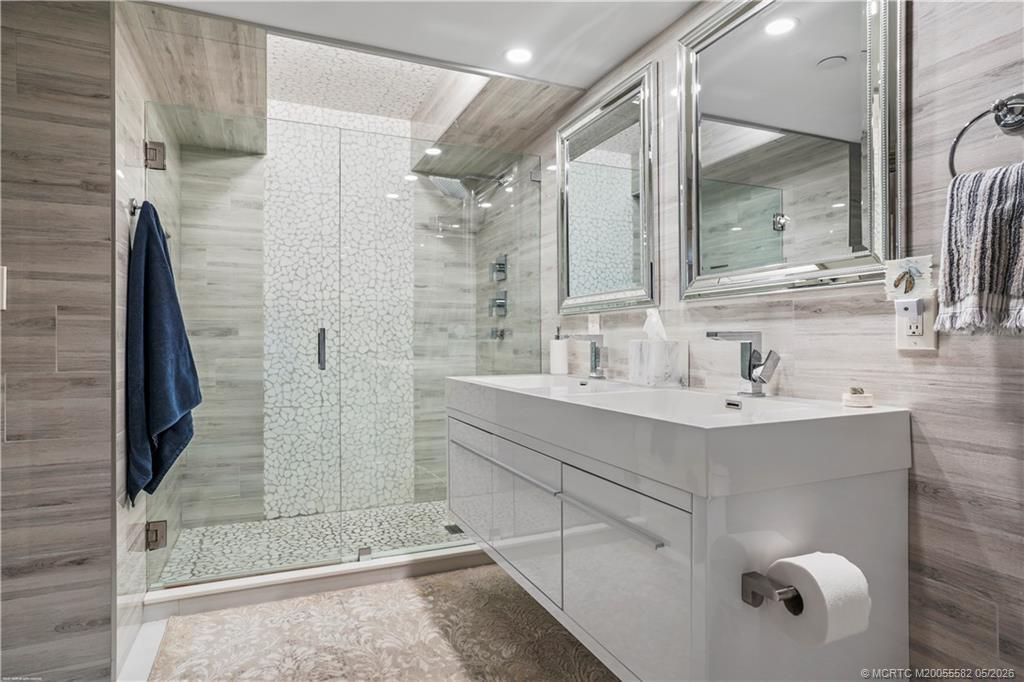 8750 S Ocean Drive, Unit 232, Jensen Beach, FL 34957 Photo