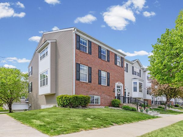 1724 Riverside Drive, Shakopee, MN 55379