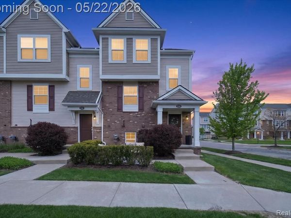 238 Center Boulevard, Wixom, MI 48393