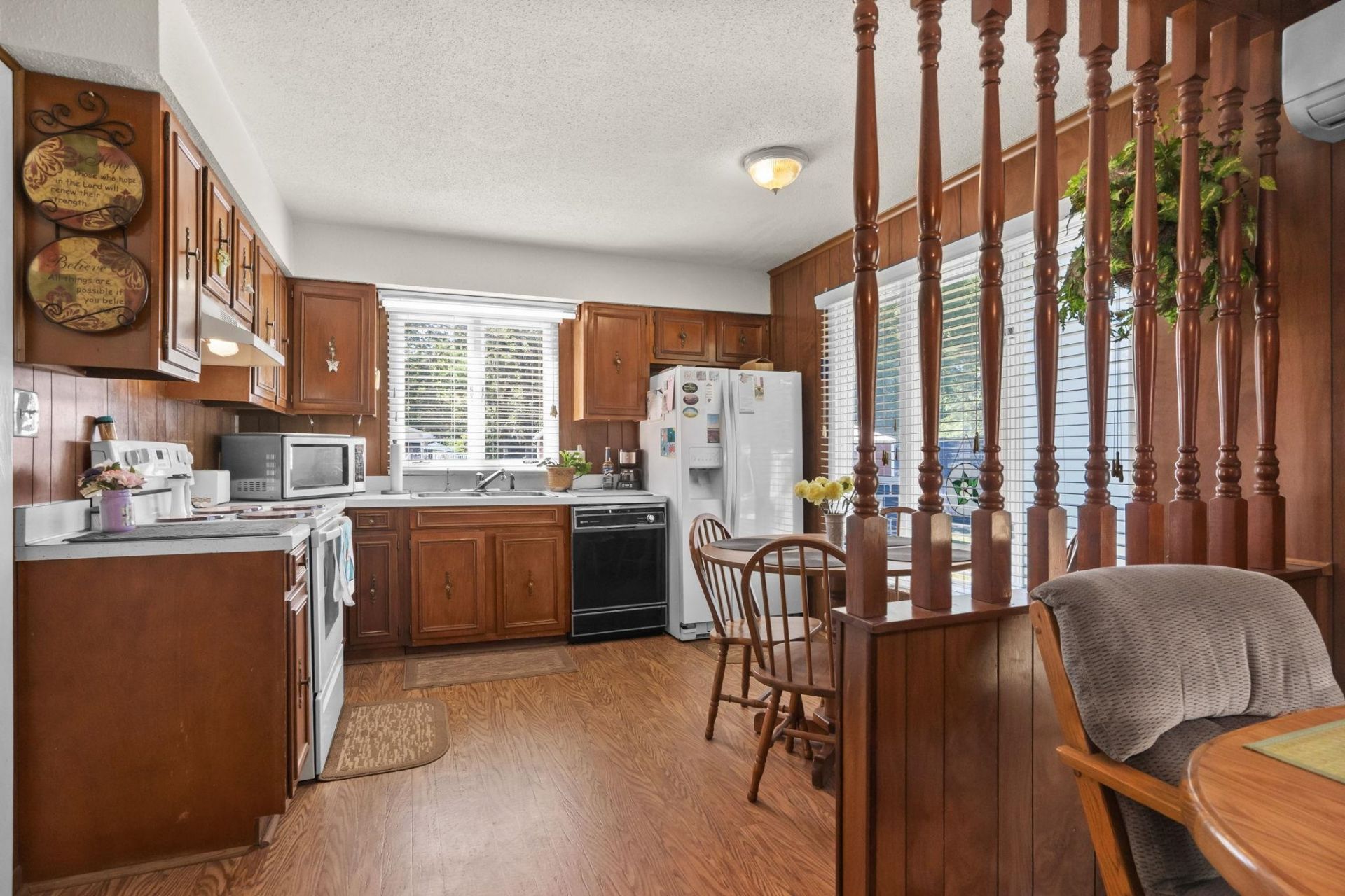 6095 Friendship Ln. Photo 14