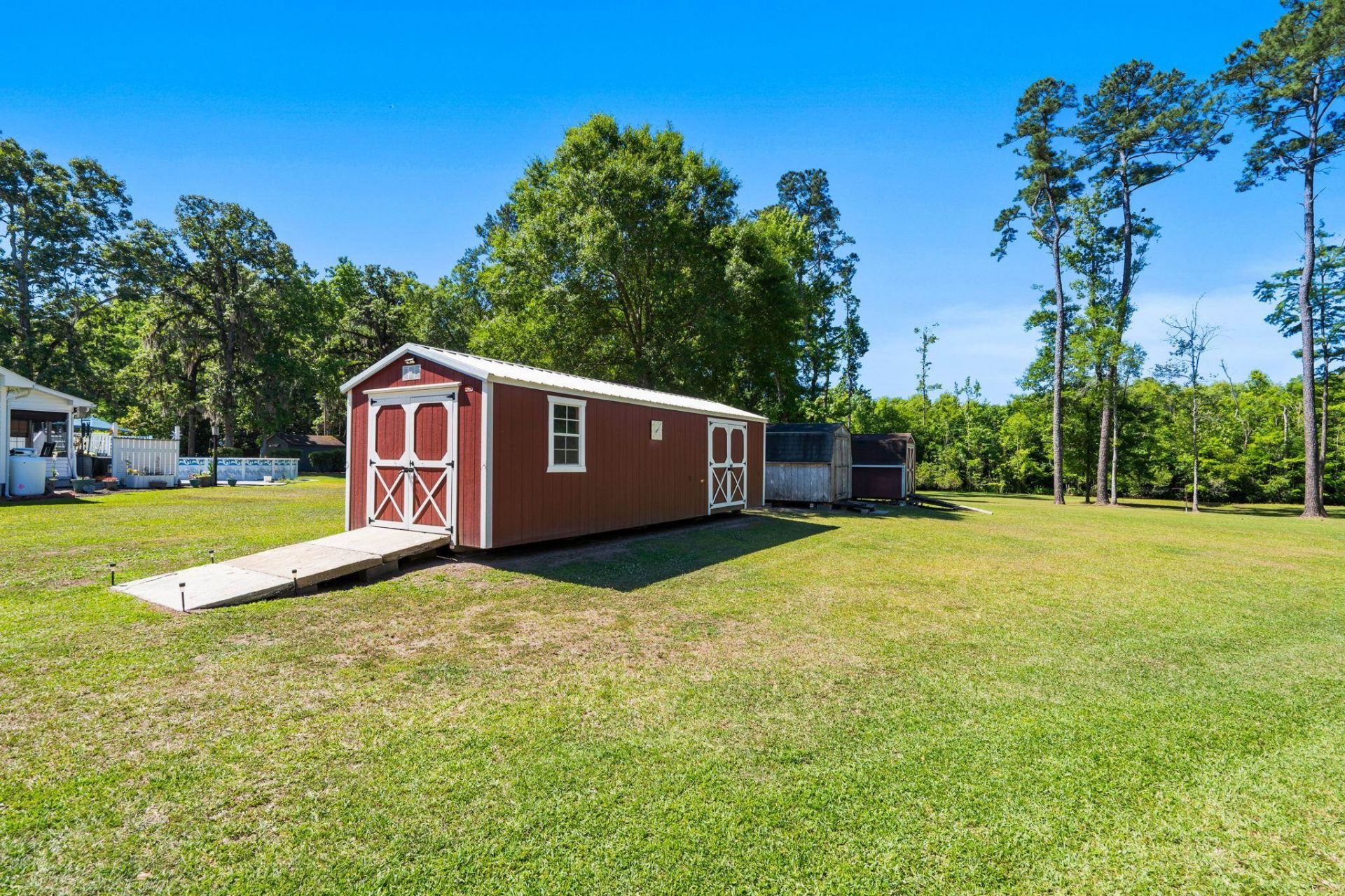 6095 Friendship Ln. Photo 32
