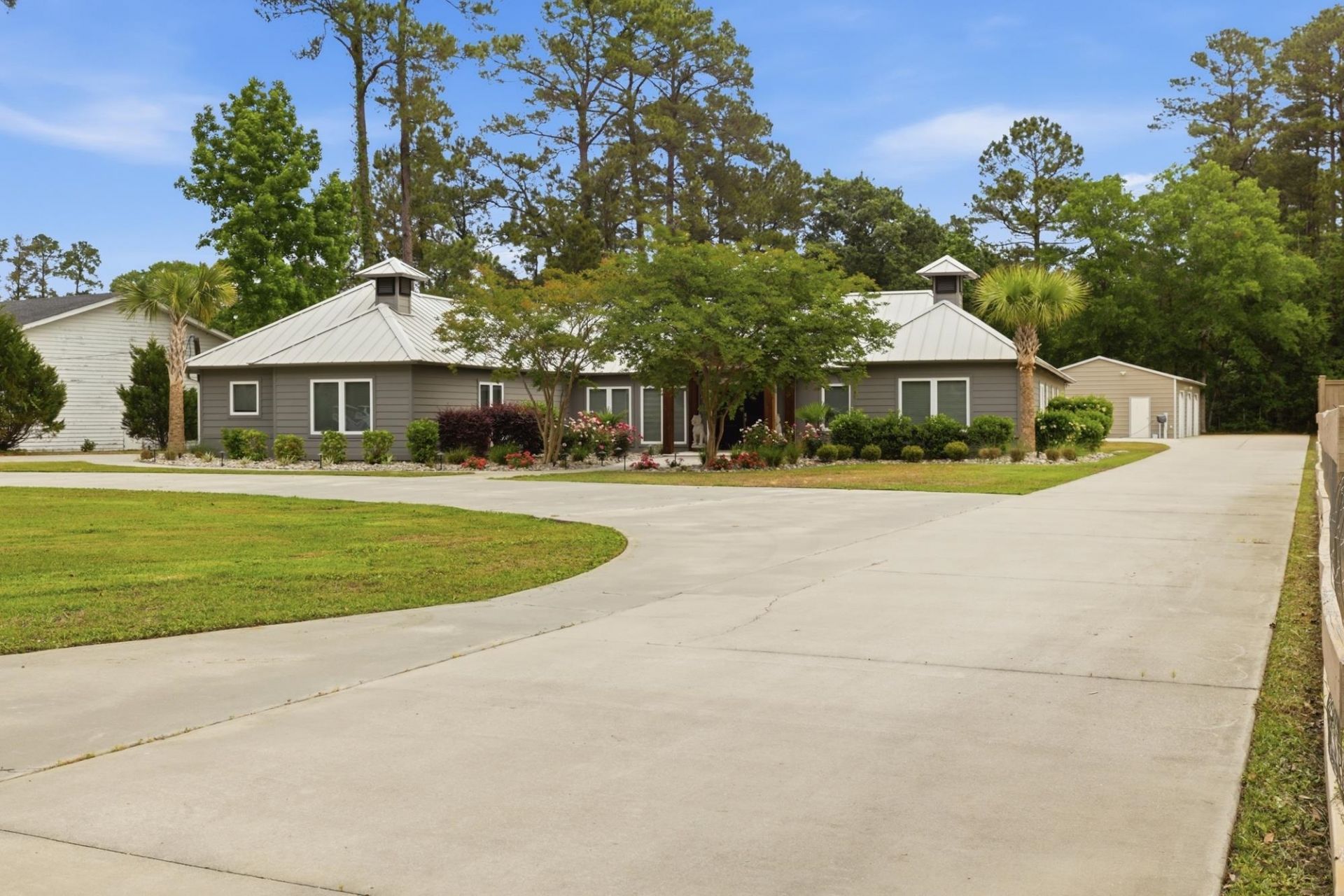 7020 Bay Rd.  Photo 49