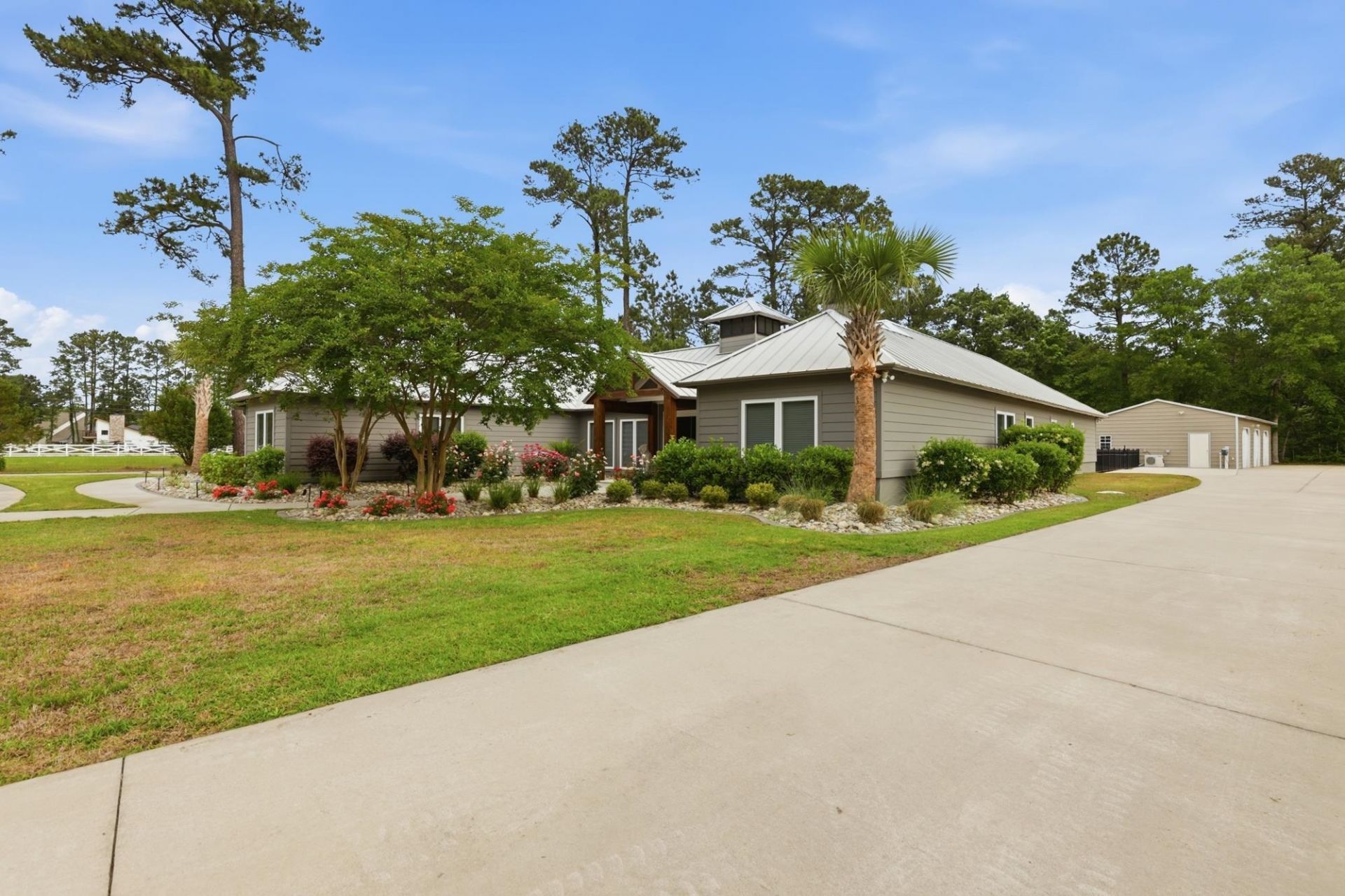7020 Bay Rd.  Photo 55