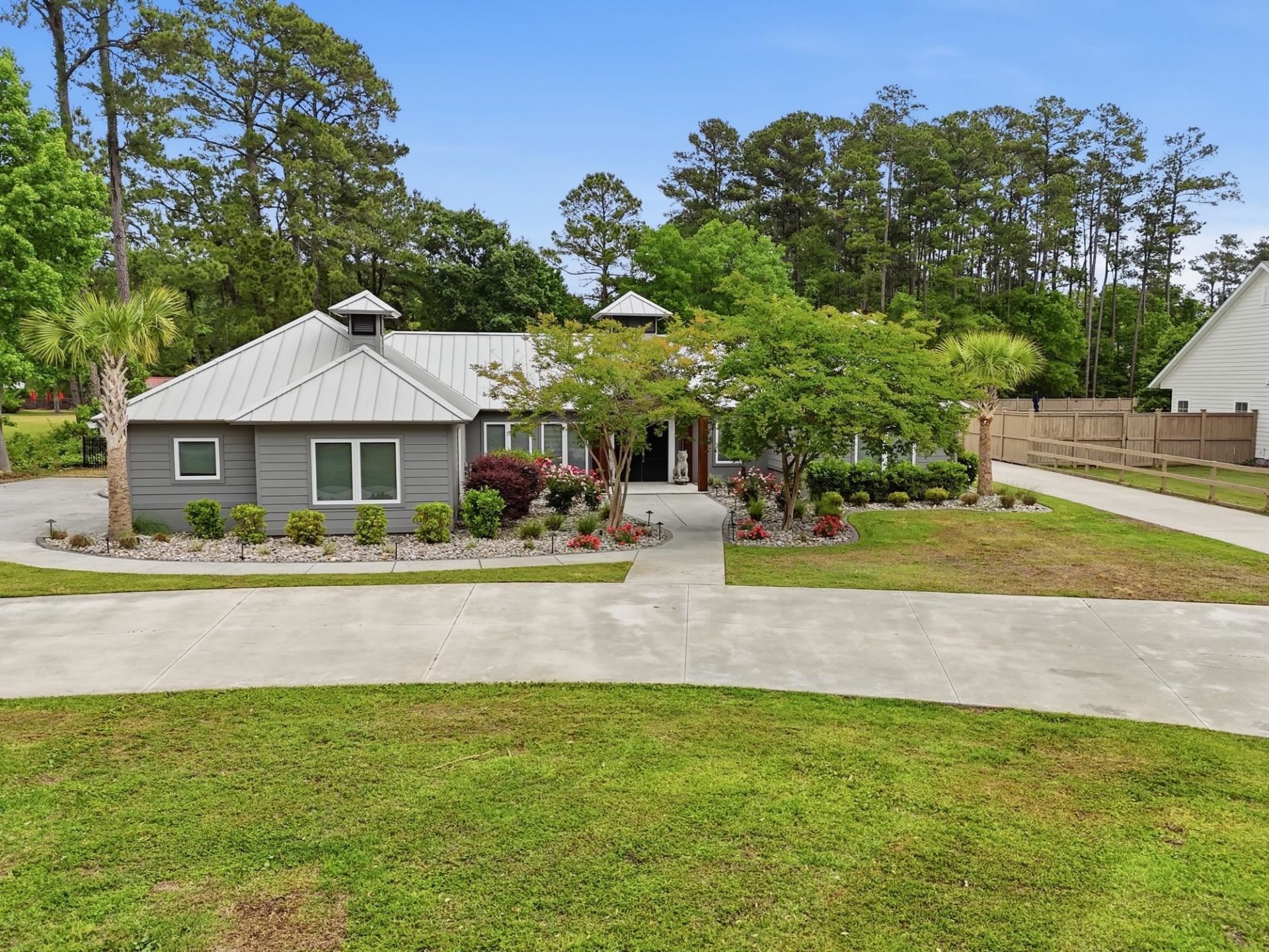 7020 Bay Rd.  Photo 65