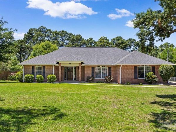 2655 Lincoln Rd, Navarre, FL 32566
