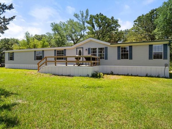 200 Private Road 5828 , Fruitvale, TX 75127