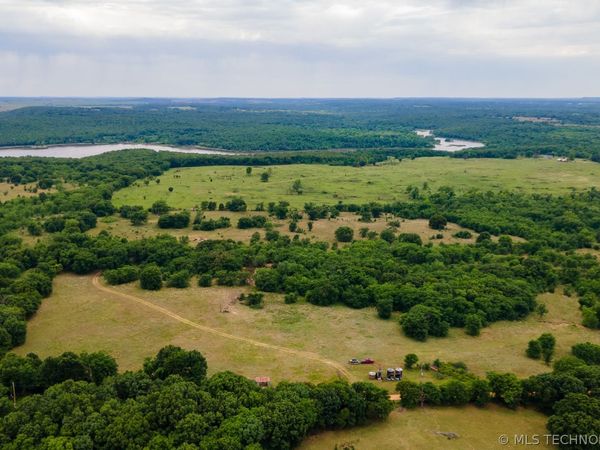 Briar Road , Okmulgee, OK 74447