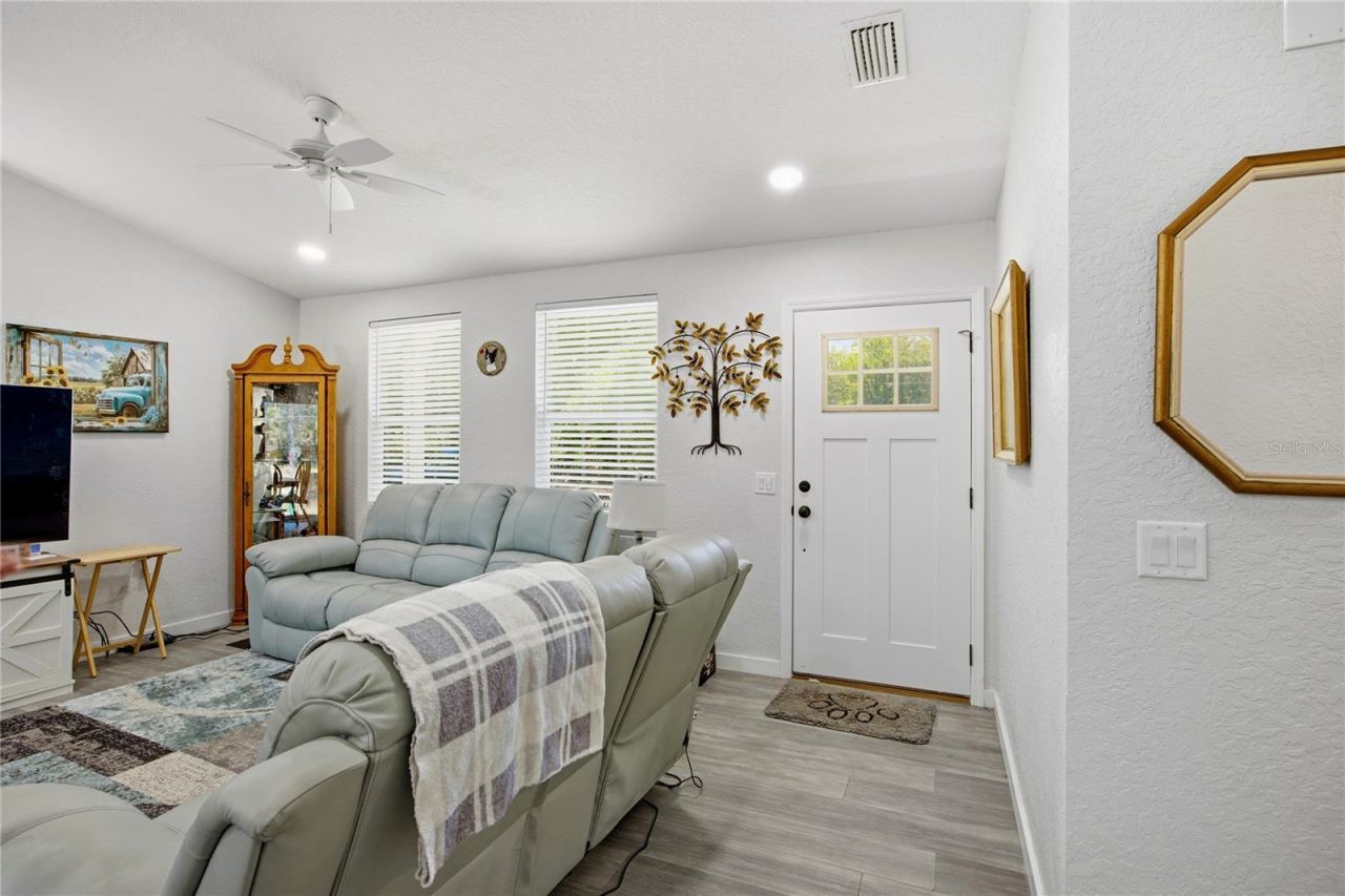 9025 SE County Road 221, Hampton, FL 32044 Photo