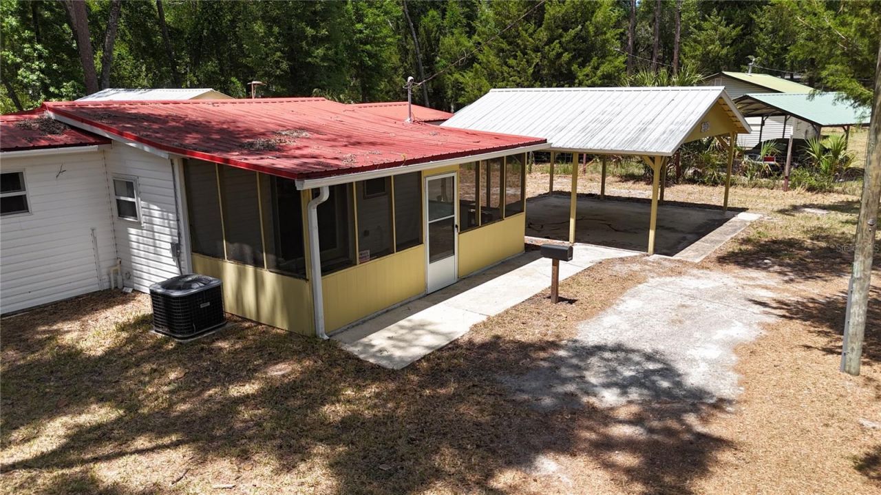 11050 NW 107th Terrace , Chiefland, FL 32626 Photo
