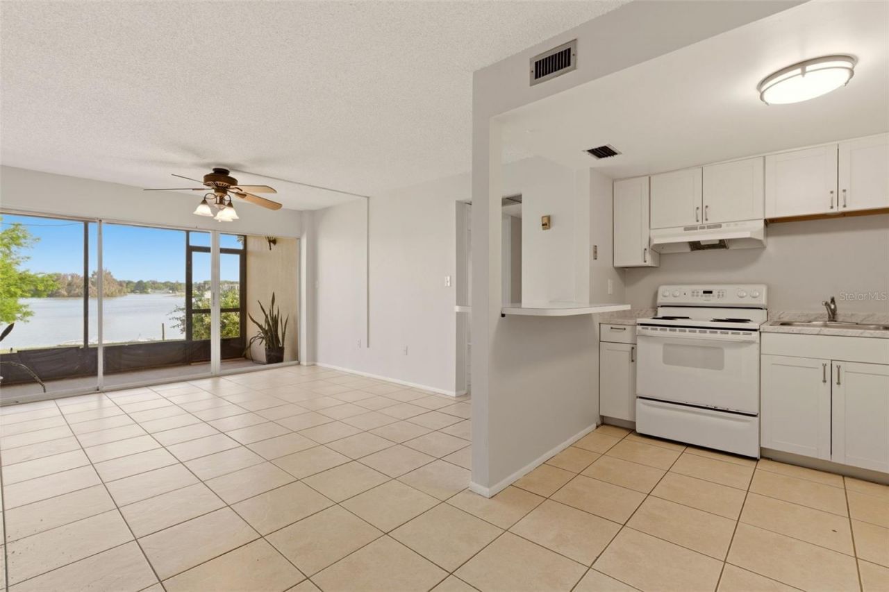 574 Orange Drive, Unit 76, Altamonte Springs, FL 32701 Photo