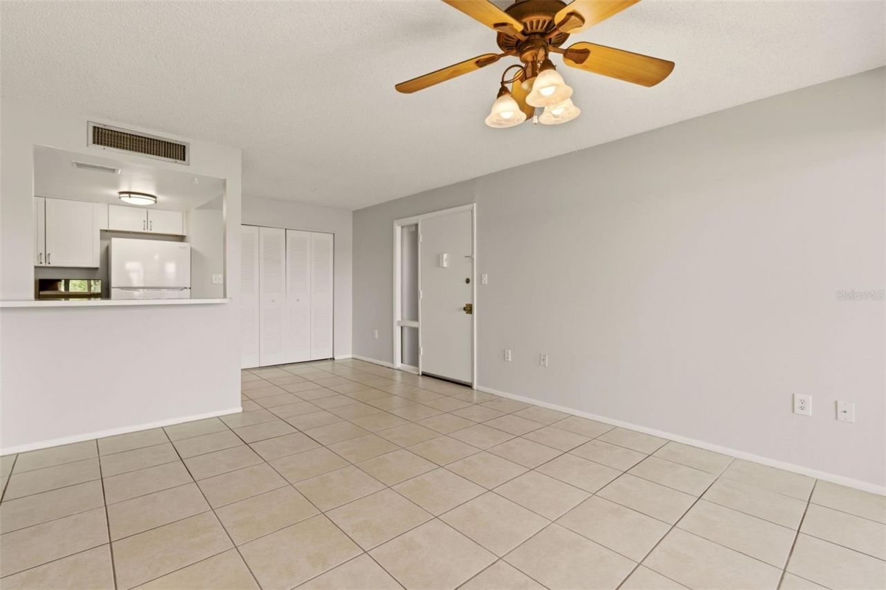 574 Orange Drive, Unit 76, Altamonte Springs, FL 32701 Photo