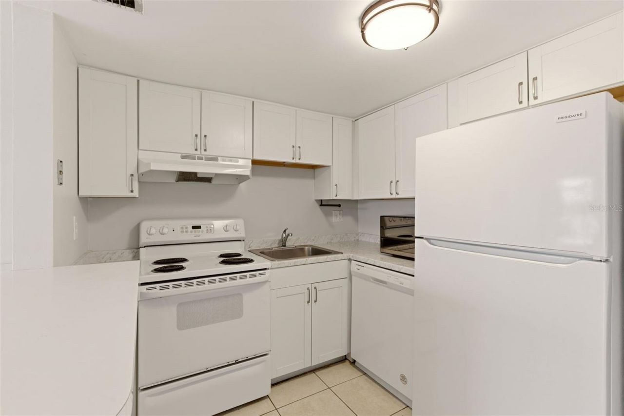 574 Orange Drive, Unit 76, Altamonte Springs, FL 32701 Photo