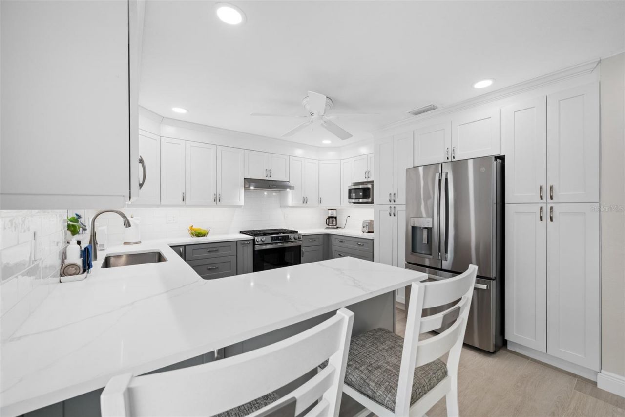 5000 Venetian Boulevard Ne, Saint Petersburg, FL 33703 Photo